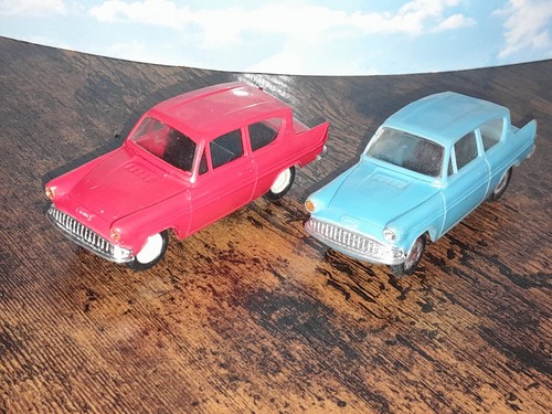 Minialuxe lot ford anglia - ford,